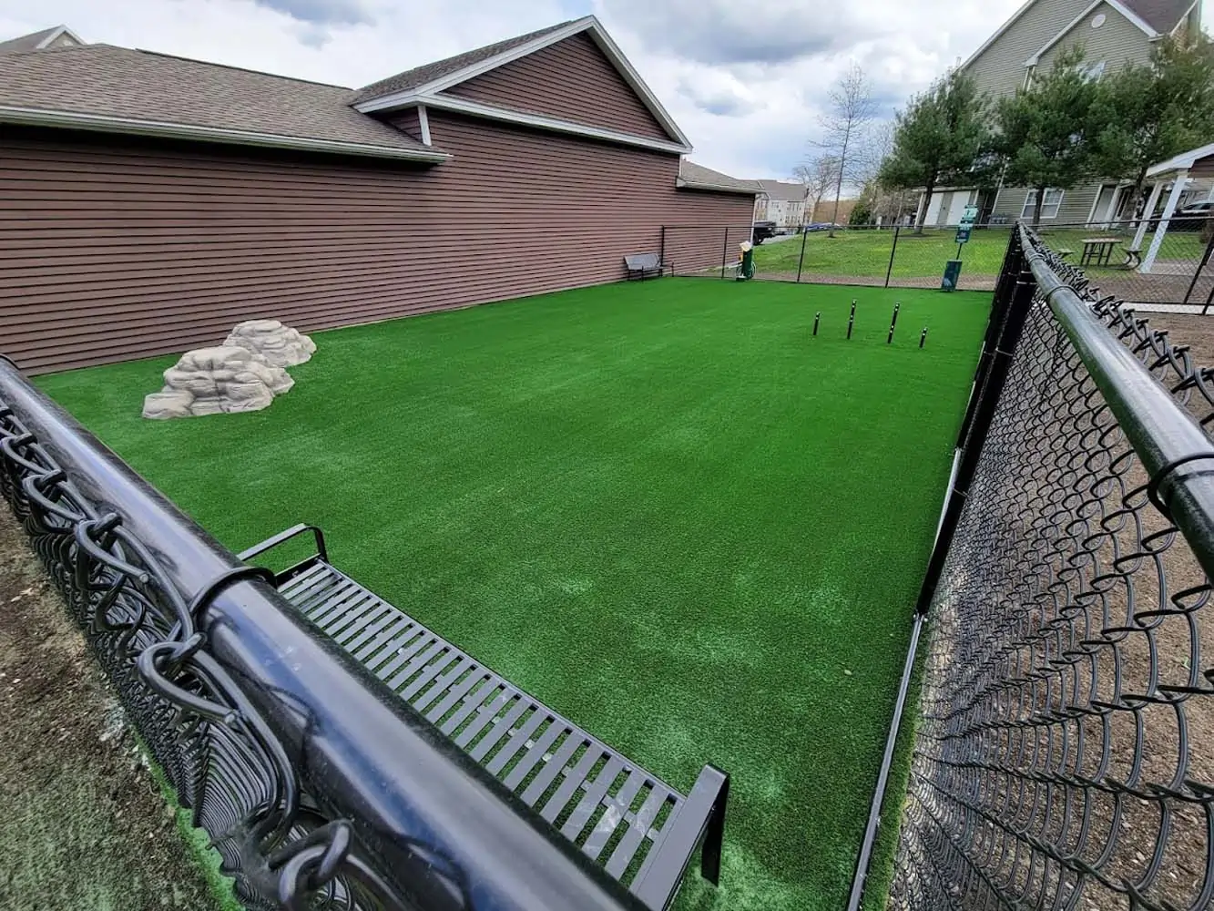 Pet friendly artificial turf